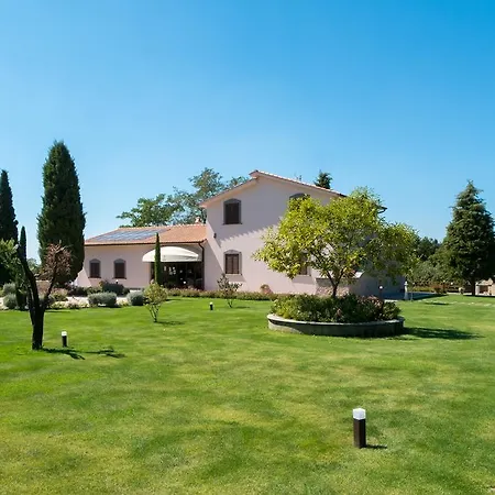 Ferrari Alloggio per agriturismo Caprarola